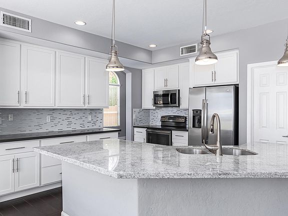3rd image of 6460 W Tonopah Dr
