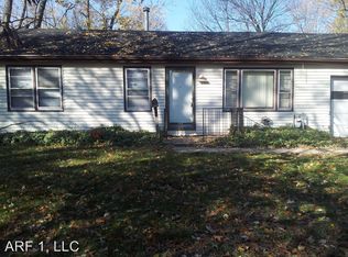 8012 Tennessee Ave, Raytown, MO 64138