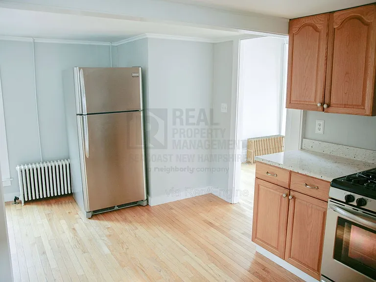 663 State St #3 — Photo 11