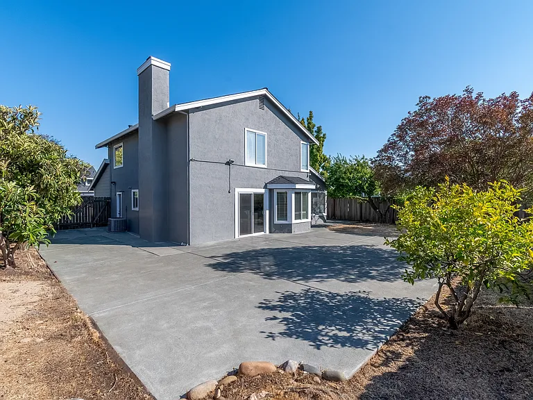 16 Brighton Dr — Photo 34