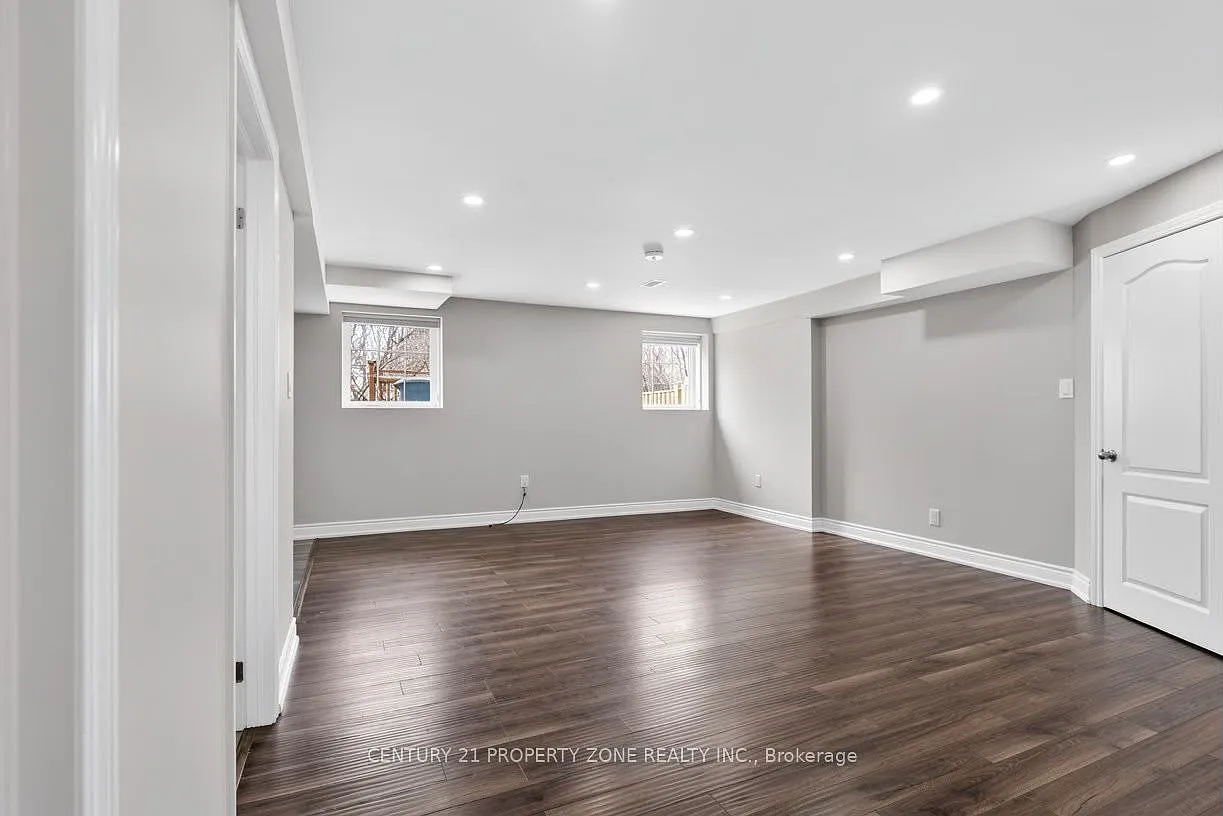 2 bed, $1,900 — Photo 3