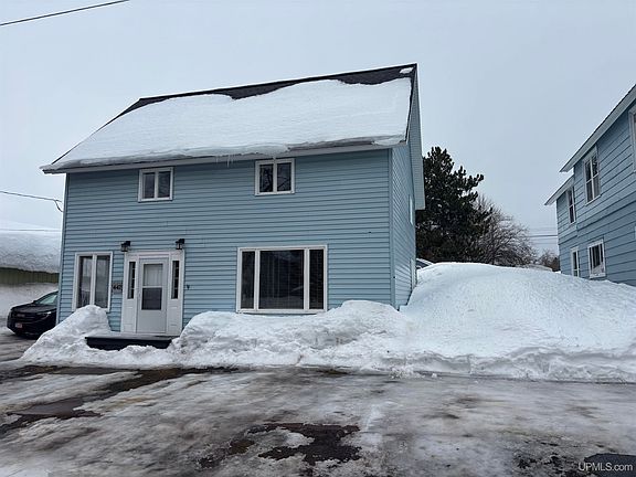 2nd image of 447 Kearsarge St