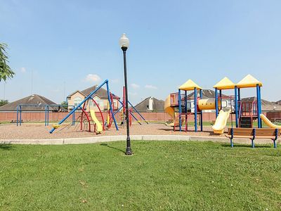 2806 Acacia Fair Ln, Fresno, TX, 77545