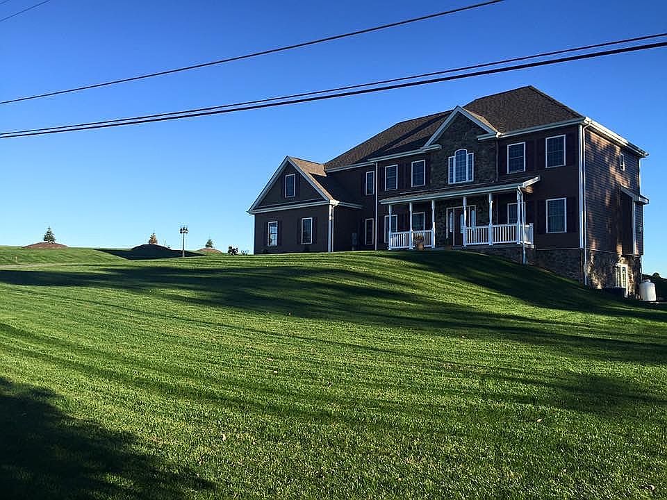 2nd image of 451 Whitestown Rd