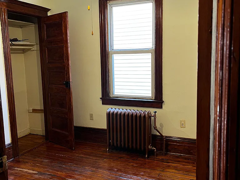 135 Sherman Pl #2 — Photo 10