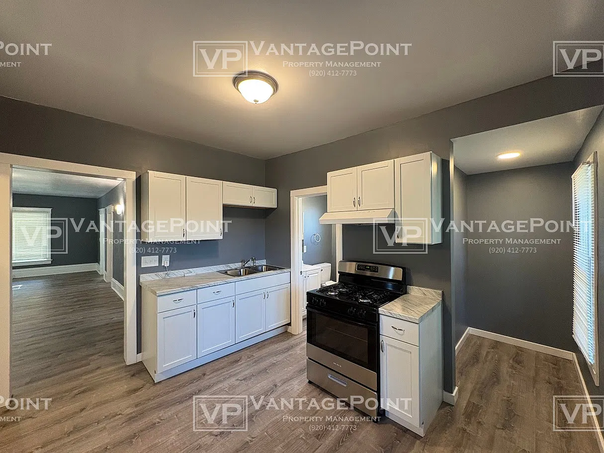213 South Franklin Street - Lower — Photo 2