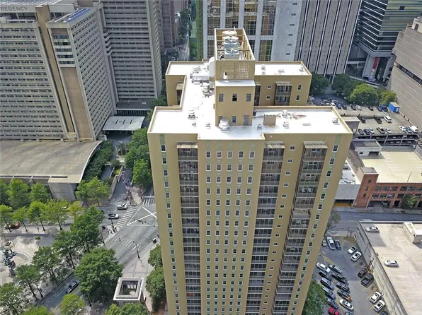 300 W Peachtree St, Atlanta, GA 30308