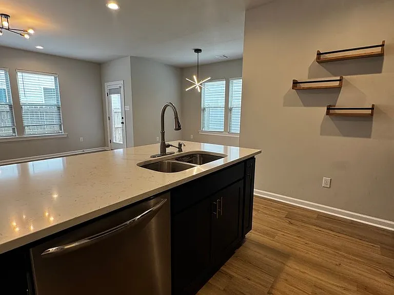 1003 Bengal Crossing Ave — Photo 14