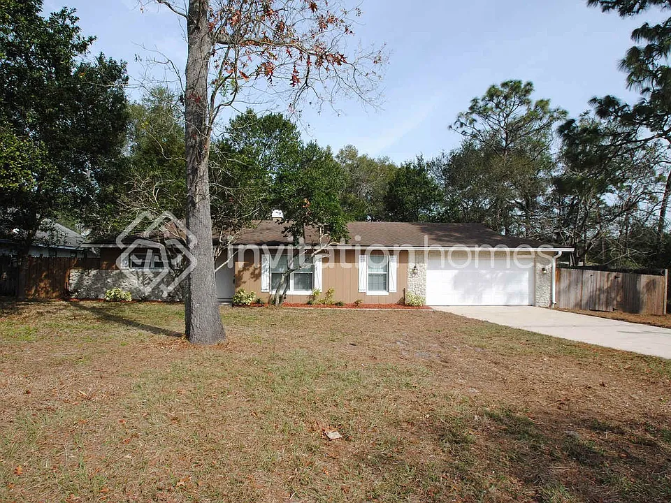 313 Alpine St