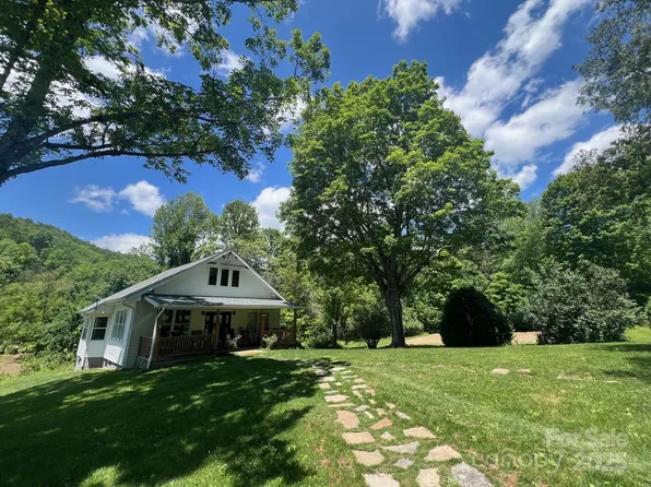 83 Kimberly Ln, Newland, NC 28657