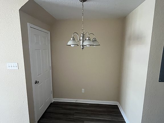 4th image of 402 S 40th St #B
