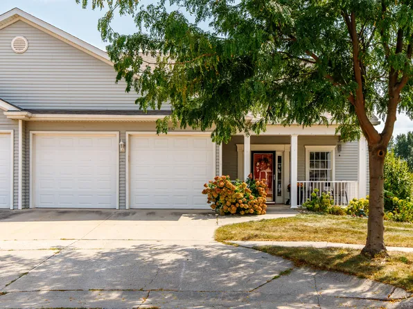 2830 Buckingham Ct, Ames, IA 50010