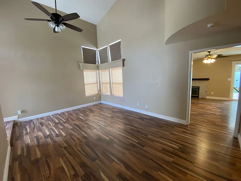 1685 Autumn Rust Dr — Photo 3