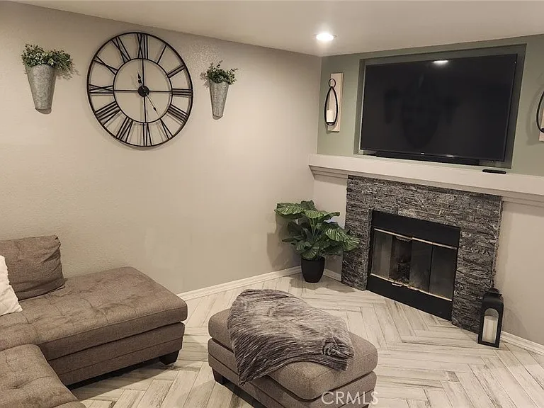 12057 Goldoak Ct — Photo 27