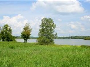 11 Mill Pond Rd, Mount Pleasant, TN 38474