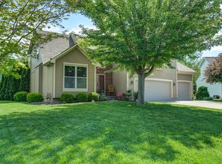 15225 W 139th Ter, Olathe, KS 66062