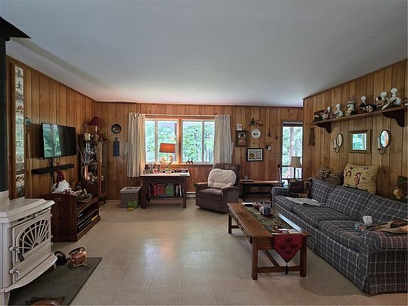 3rd image of 3074 State Rd