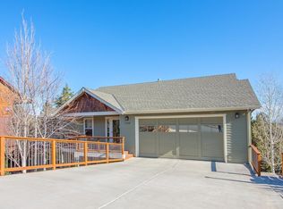 2368 NW 6th St, Bend, OR 97701