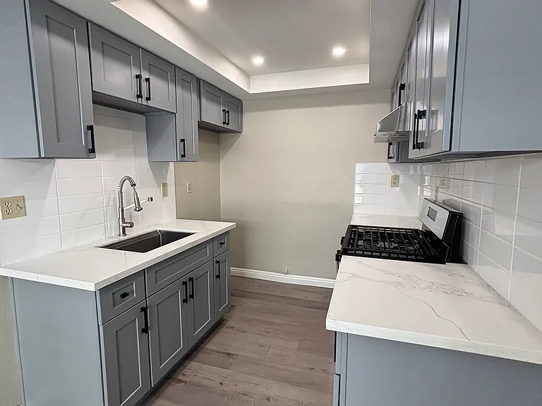 512 Chestnut Ave #3 — Photo 2