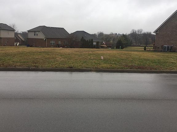 3rd image of 224 Ashton Oak Way