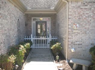 6748 Dove Field Rd, Hixson, TN 37343