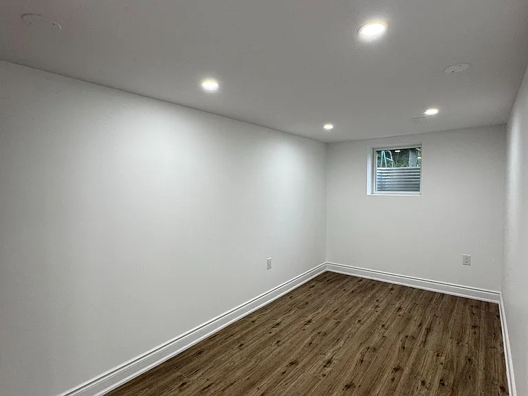 3722 Ellengale Dr #BASEMENT — Photo 5