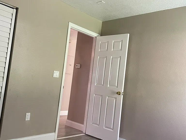 5228 Bogdonoff Dr — Photo 9