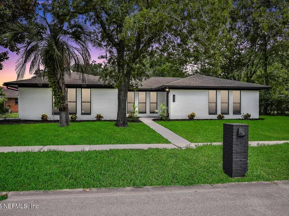 3875 FERNGLEN Drive, Jacksonville, FL 32277