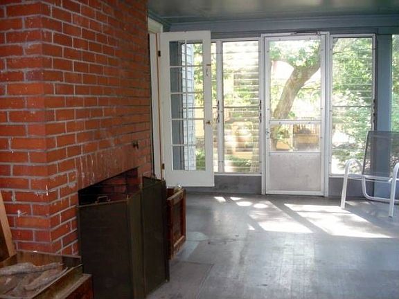 Porch w/Fireplace