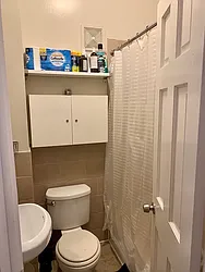 Rented by R New York