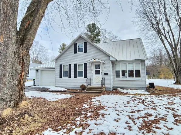 418 S 4th Ave, Owen, WI 54460