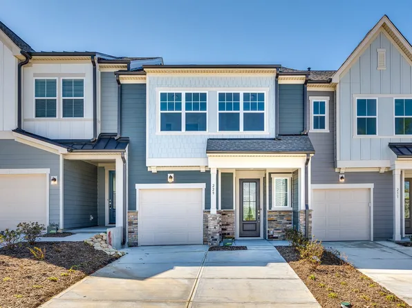229 Brooks Springs Dr, Fort Mill, SC 29708