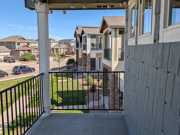 7709 Camille Ct — Photo 29