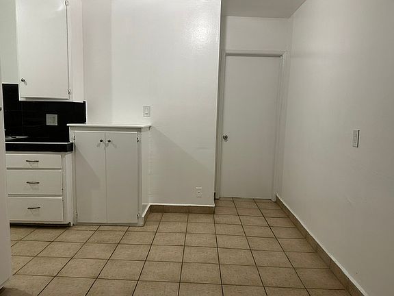 5th image of 5919 Carlos Ave APT 7
