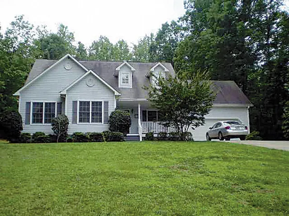 178 Kingswood Dr, Forest City, NC 28043
