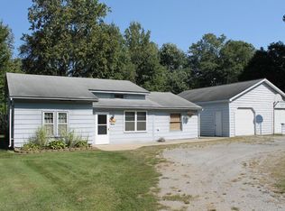 6803 Warren Woods Rd, Three Oaks, MI 49128