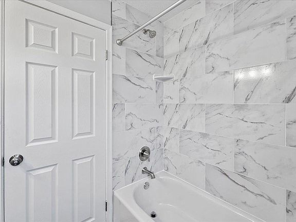 Fully Remodeled Bathroom