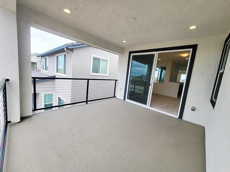 balcony