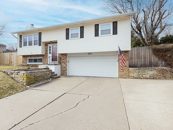 2nd image of 3890 Tanglefoot Ct