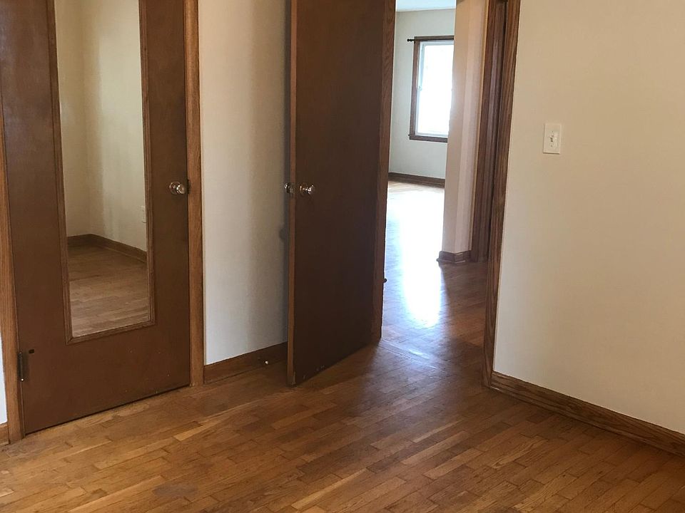 1st image of 608 Jefferson Ave
