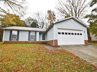 1914 Flint Glenn Ln, Charlotte, NC 28262