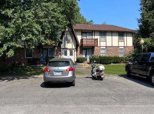 32 Razer St, West Frankfort, IL 62896