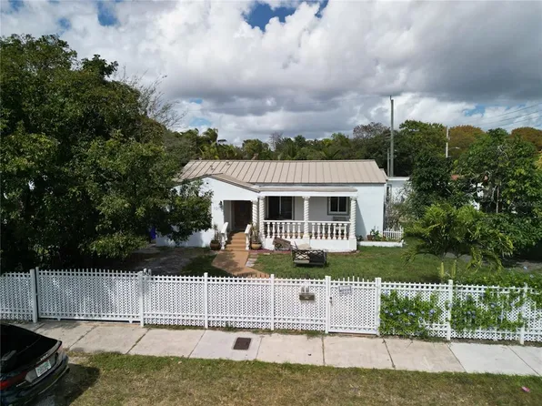 1011 NW 44th St, Miami, FL 33127