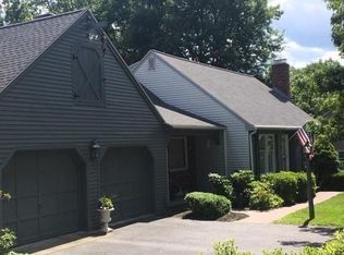 54 Old Brook Rd, Shrewsbury, MA 01545