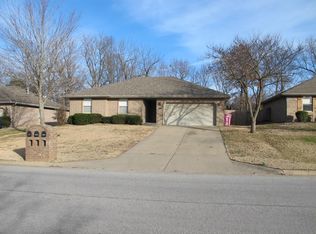 4320 S Hemlock Ave, Springfield, MO 65810