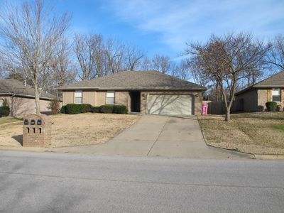 4320 S Hemlock Ave, Springfield, MO, 65810
