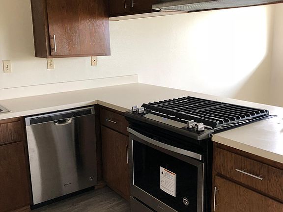 4th image of 1476 W 179th St APT 5