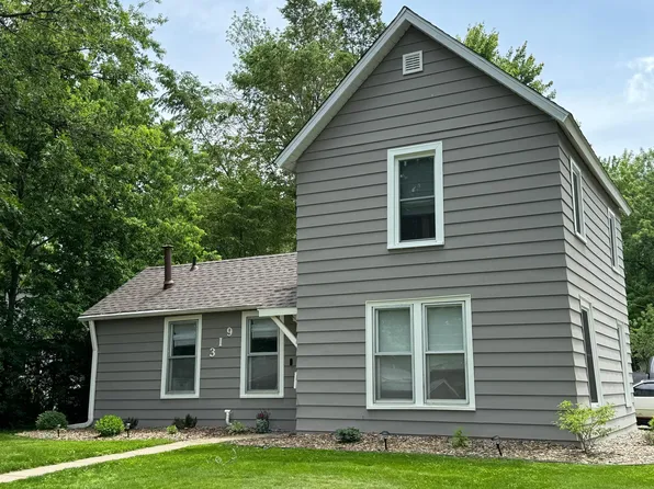319 14th St W, Hastings, MN 55033