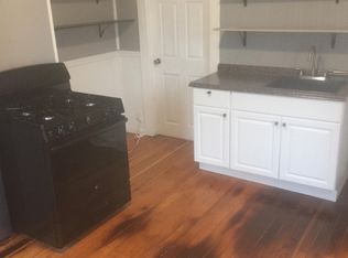 34 W 3rd St #4, Lowell, MA 01850