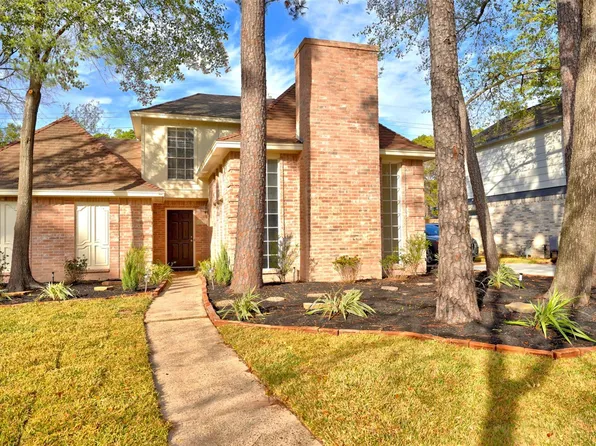 11822 Hillbrook Dr, Houston, TX 77070